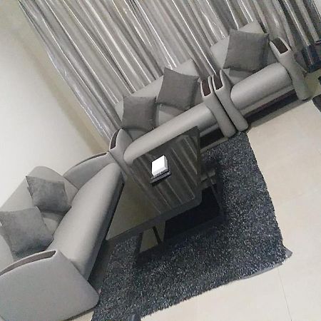 Reef Hotel Aparts Ajman Exterior photo